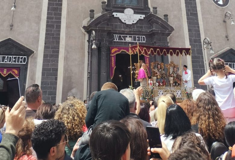 Tra preghiera e folklore, Trecastagni in festa per celebrare i suoi tre Santi
