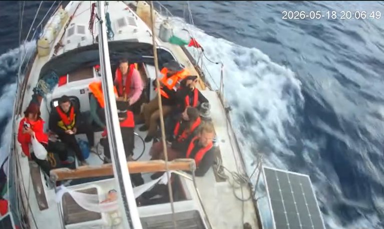 VIDEO | Israele intercetta nuove imbarcazioni della Global Sumud Flotilla: ci sono anche 13 italiani