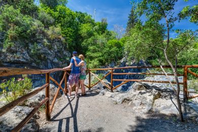 Gole Alcantara, tra attrazioni, natura e relax: il nuovo asset strategico di Russo Morosoli