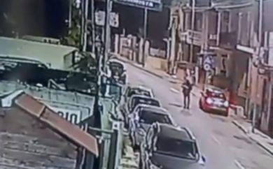 VIDEO | I colpi di kalashnikov contro l’autorimessa, le immagini del raid a Sferracavallo