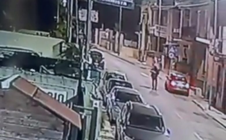 VIDEO | I colpi di kalashnikov contro l’autorimessa, le immagini del raid a Sferracavallo