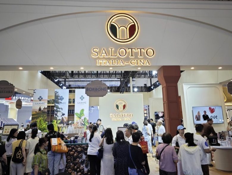 Cina: Hainan, CICPE offre a marchi italiani porta d’accesso al mercato nazionale (海南消博会为意大利品牌打开中国市场大门)