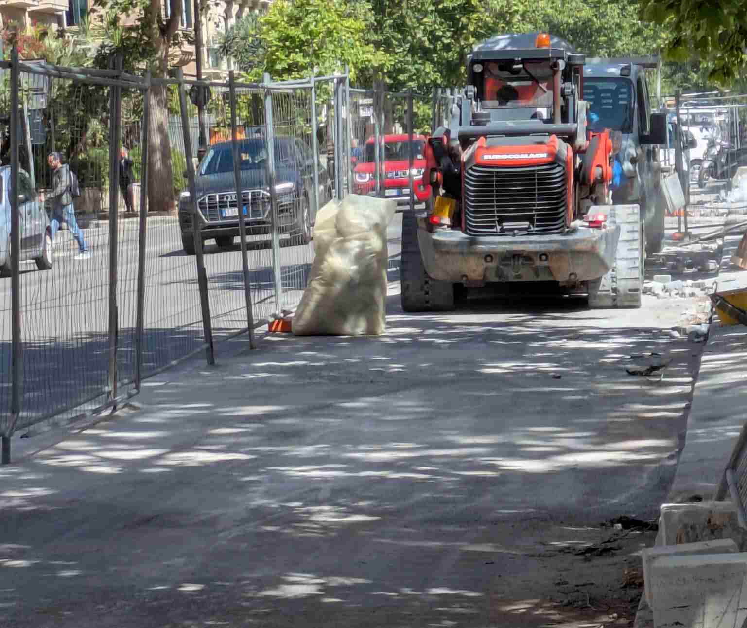 Marciapiedi di via Libertà a Palermo, lavori al rush finale. Orlando: “A giugno la normalità”