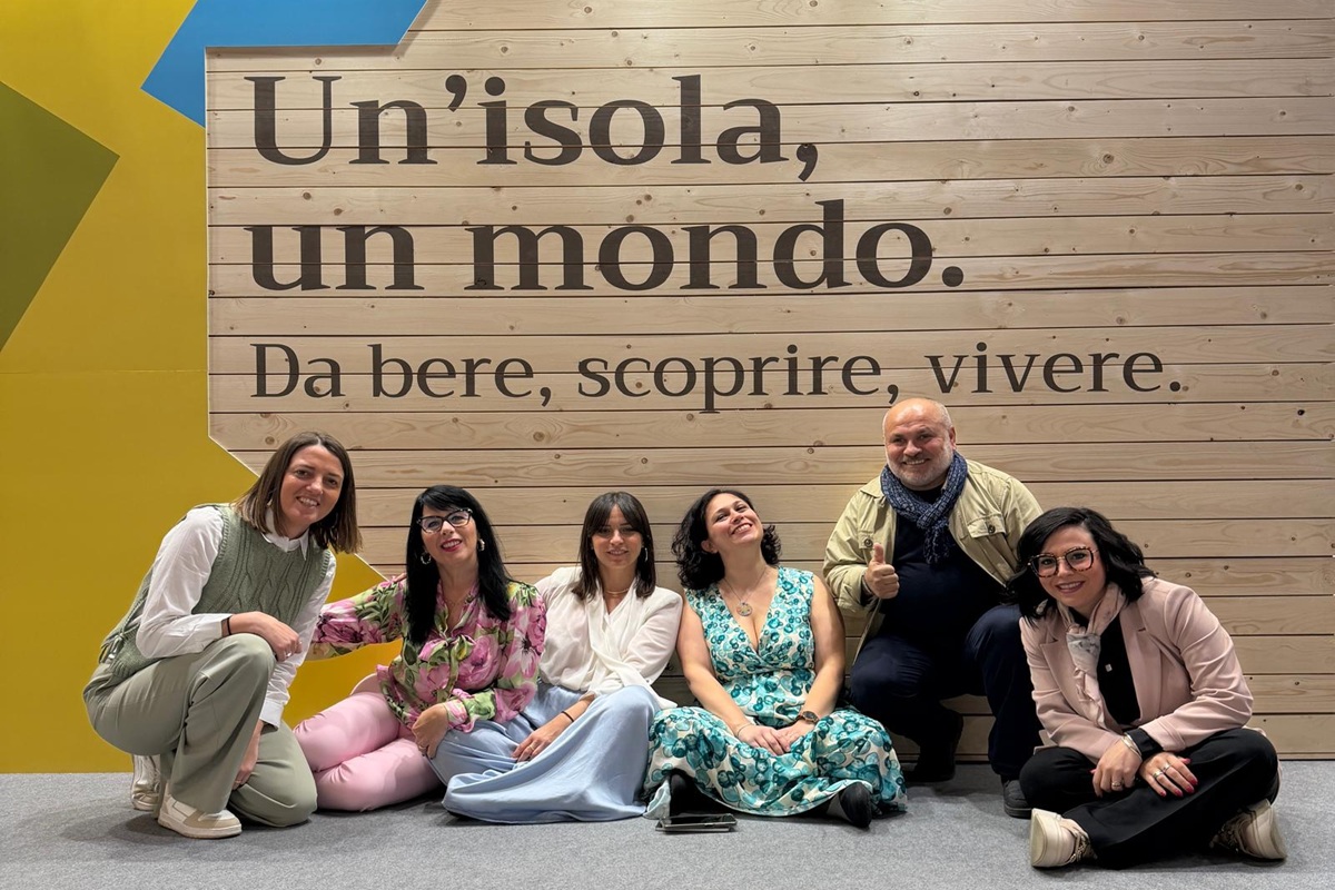 Cantine Aperte 2026: la Sicilia del vino brinda a un’edizione da record Cantine Aperte 2026: la Sicilia del vino brinda a un’edizione da record