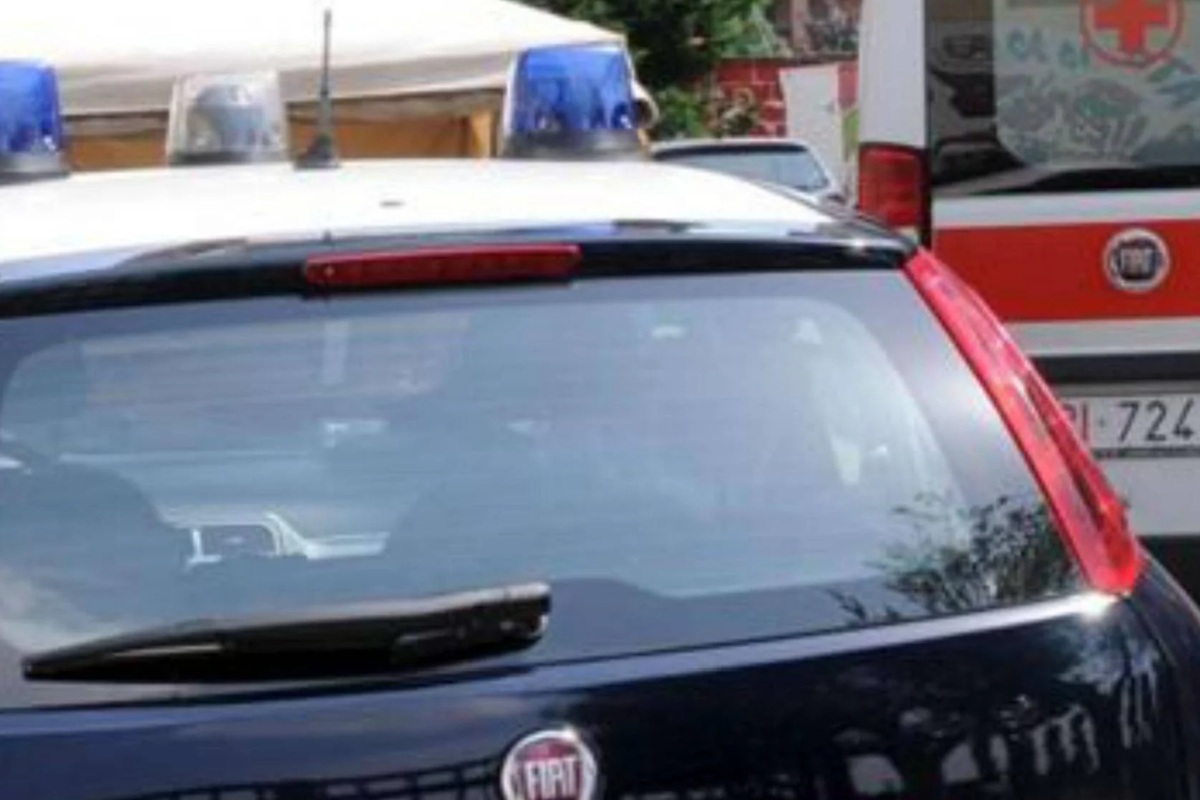 Shock in casa, 12enne accoltellato al polmone: padre arrestato per tentato omicidio Shock in casa, 12enne accoltellato al polmone: padre arrestato per tentato omicidio