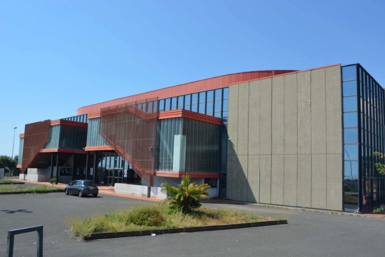Acireale, nuovi fondi per il PalaTupparello ma il nodo della gestione è destinato a diventare un caso politico