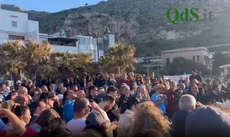VIDEO | Sferracavallo, i residenti adesso hanno paura: “Vogliamo controlli”
