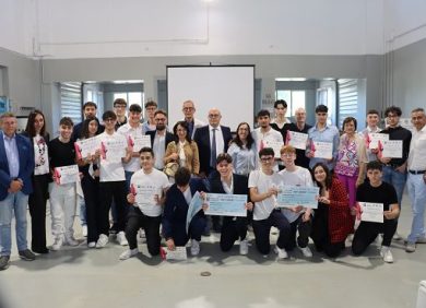 Vino, a Venosa premiati progetti degli studenti per Cantine del futuro