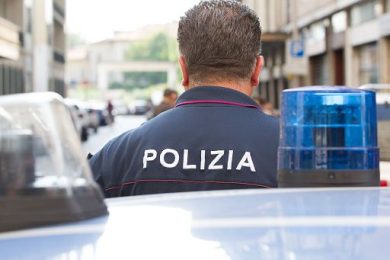 Cosenza, 4 braccianti carbonizzati in un van: non si esclude l’omicidio