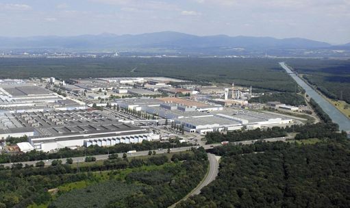 Stellantis, investirà 1 mld in Francia per tre nuovi modelli Peugeot