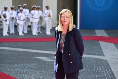 Meloni: emergenza demografica, rischio tenuta Stato sociale