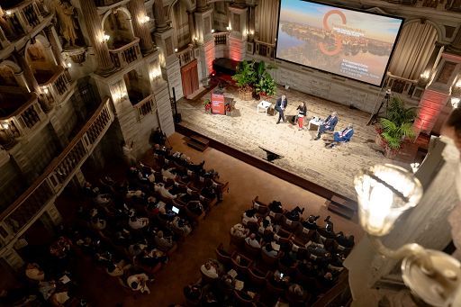 Patriottismo dolce, il 72% degli italiani è orgoglioso del Paese