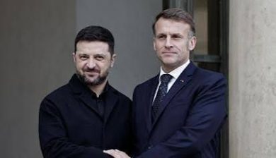 G7, Macron accoglie Zelensky a Evian, oggi sessione lavoro su Ucraina