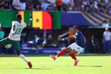Mondiali, Francia-Senegal 3-1: doppietta Mbappé e gol Barcola