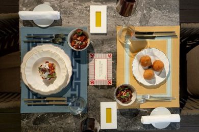 ”Il Pranzo dalla Nonna” a Milano è dialogo tra cucina e design