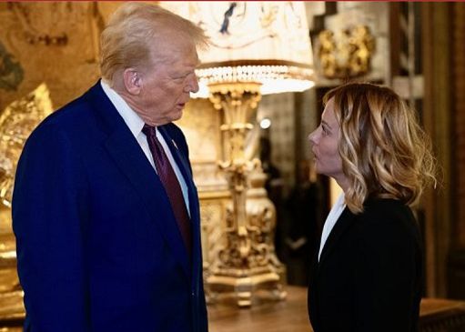Trump: Meloni mi ha implorato di fare foto, mi ha fatto pena