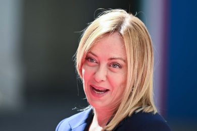 Meloni: ho smesso di fumare dal 1° maggio nonostante sia periodo brutto