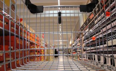 Istat, a giugno cala la fiducia dei consumatori ma sale quella delle imprese