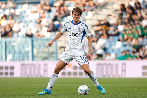 Calcio, Nico Paz resta al Como: accordo con il Real