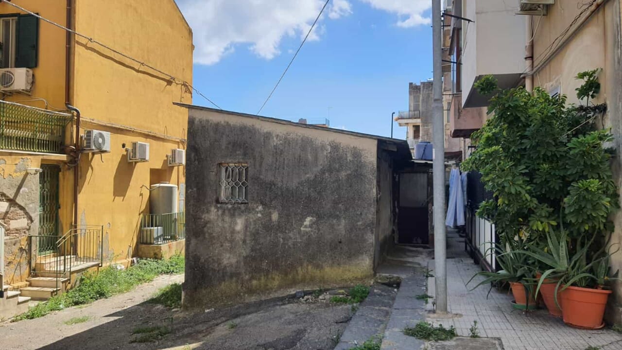 Messina, Schifani consegna le chiavi dei nuovi alloggi a 14 famiglie Messina, Schifani consegna le chiavi dei nuovi alloggi a 14 famiglie