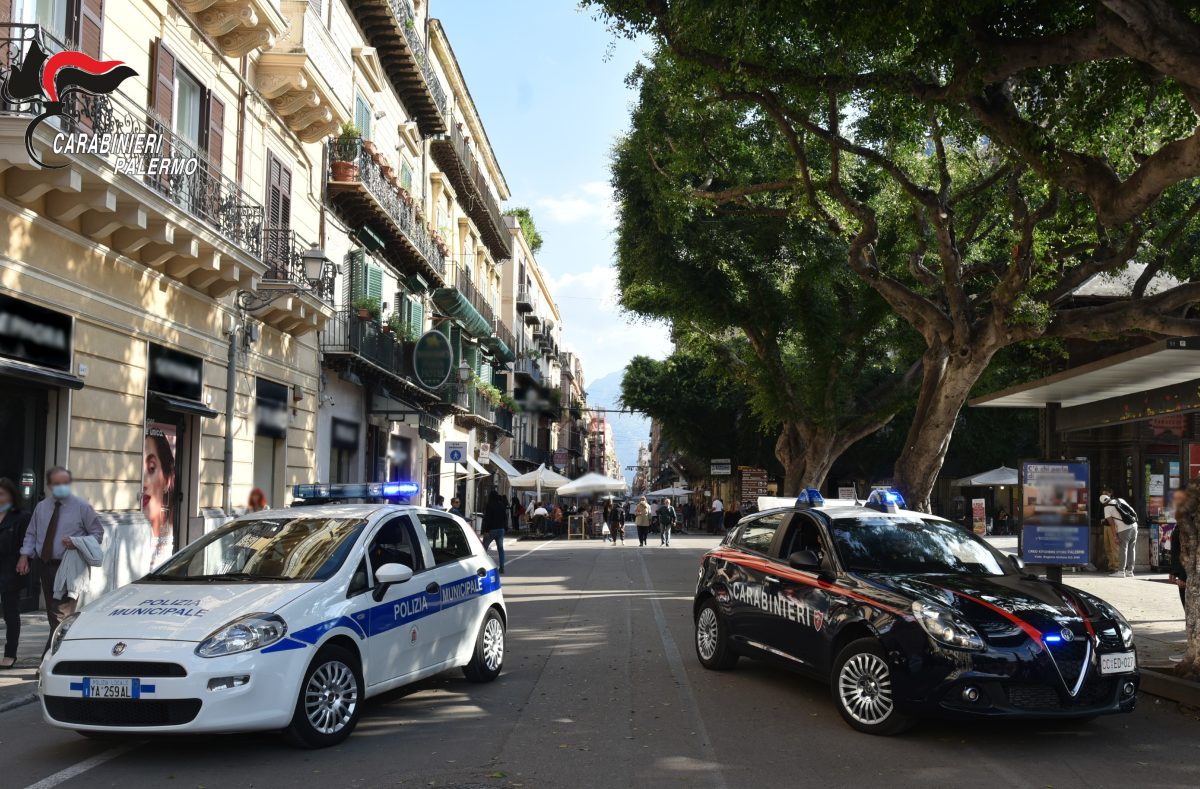 Vendevano irregolarmente generi alimentari in centro a Palermo, sanzionati Vendevano irregolarmente generi alimentari in centro a Palermo, sanzionati