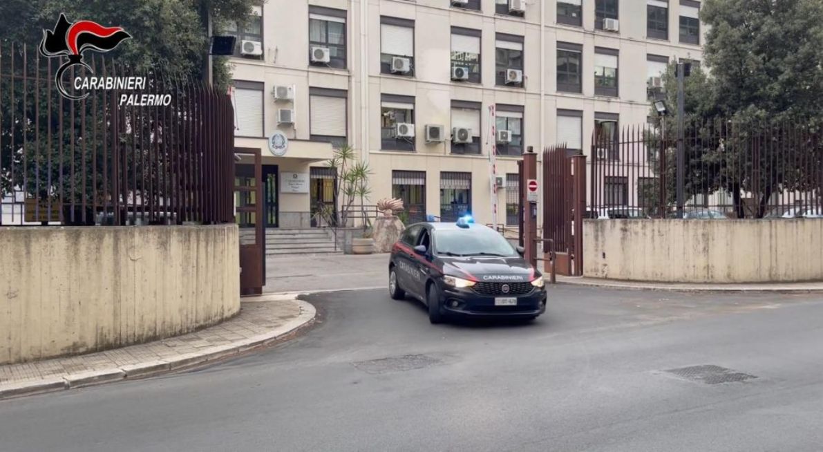 Dal furto di un pc alla scoperta di un giro di prostituzione a Monreale: due arresti Dal furto di un pc alla scoperta di un giro di prostituzione a Monreale: due arresti