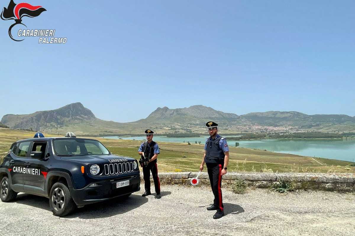 Ruba le offerte dei fedeli in Cattedrale, denunciato a Piana degli Albanesi