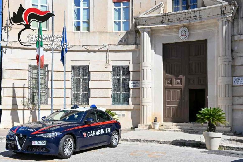Ragusa, rapina bar in via Archimede col coltello: arrestato 31enne