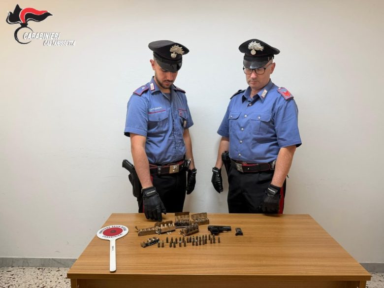 Detenzione illegale di arma clandestina, in arresto un 32enne nel Nisseno