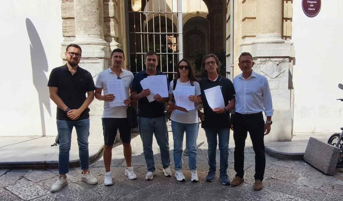 Piste ciclabili a Palermo, la protesta in viale Michelangelo e la petizione: “Qui è inutile e pericolosa”