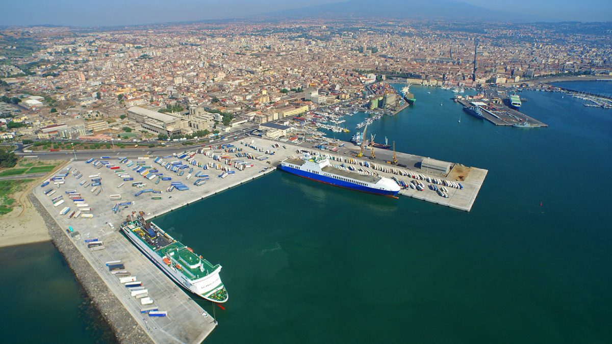 Porto di Catania, Di Sarcina: “Consegna molo di Levante? Vi dico tutto” Porto di Catania, Di Sarcina: “Consegna molo di Levante? Vi dico tutto”