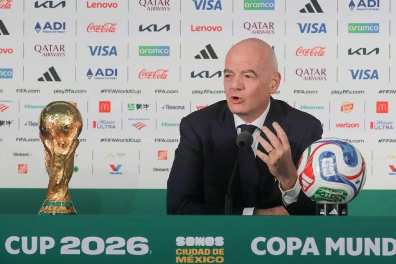 Mondiali 2026, c’è la stoccata di Infantino all’Italia: “Potremmo arrivare a 208 squadre per vedere se si qualifica”