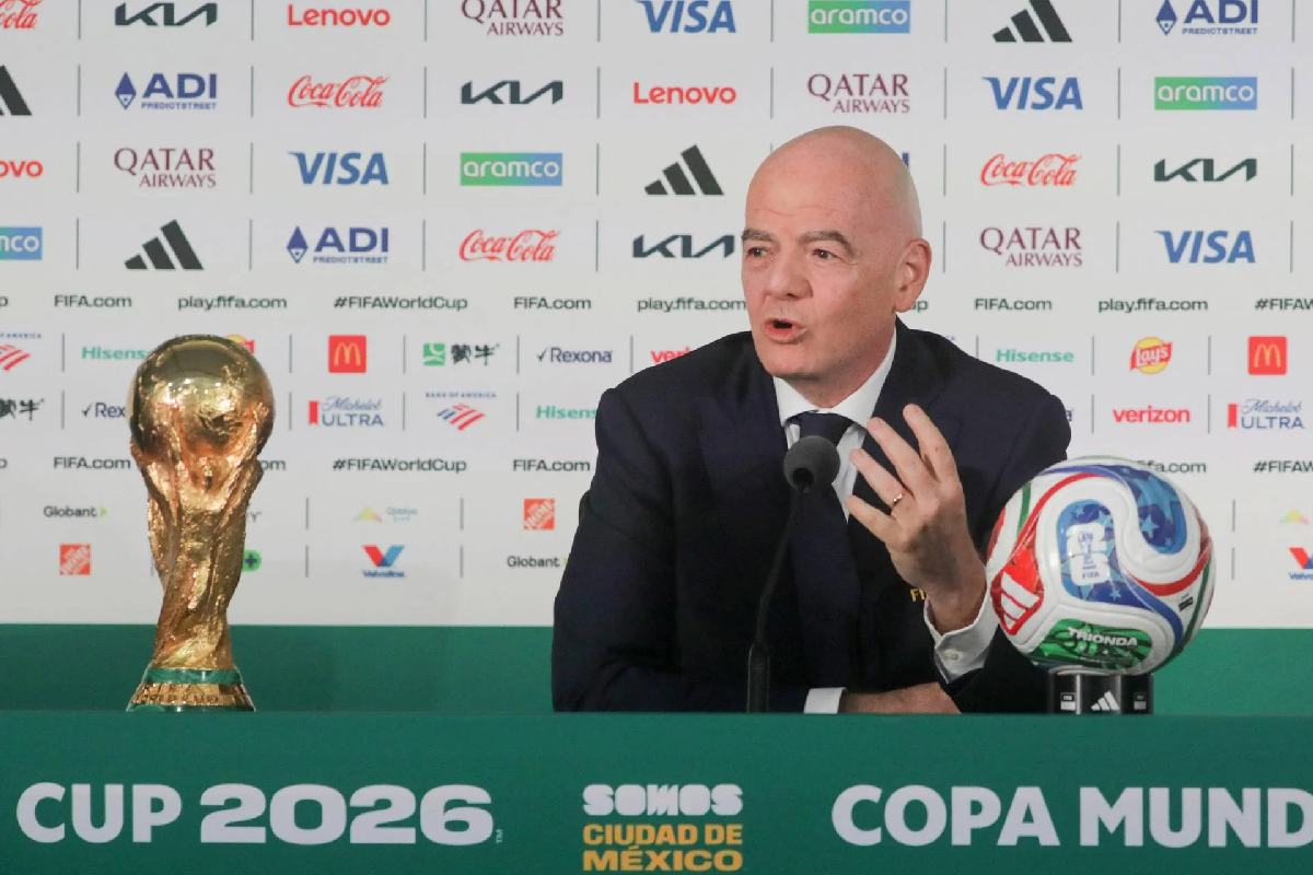 Mondiali 2026, c’è la stoccata di Infantino all’Italia: “Potremmo arrivare a 208 squadre per vedere se si qualifica” Mondiali 2026, c’è la stoccata di Infantino all’Italia: “Potremmo arrivare a 208 squadre per vedere se si qualifica”