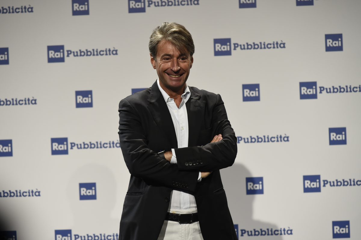 Milo Infante si dimette dalla Rai e passa a Mediaset: la lettera Milo Infante si dimette dalla Rai e passa a Mediaset: la lettera