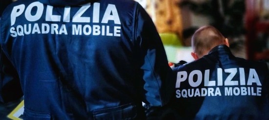 Sorpresi a forzare appartamento, arrestati quattro georgiani a Siracusa