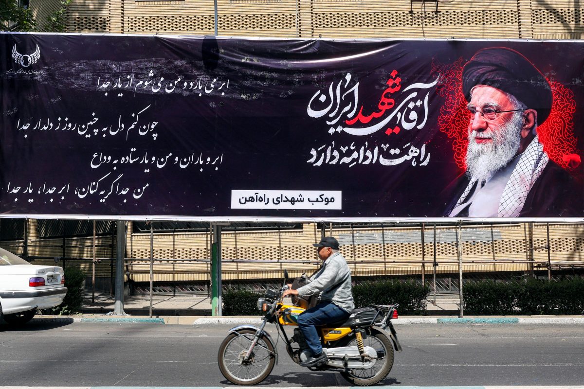 Guerra in Iran, le ultime news in diretta | attesa per i colloqui indiretti tra USA e Teheran