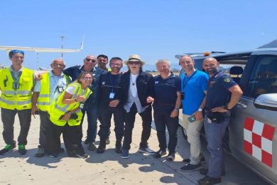 Paul McCartney atterra all’aeroporto di Palermo, l’ex Beatle immortalato in foto