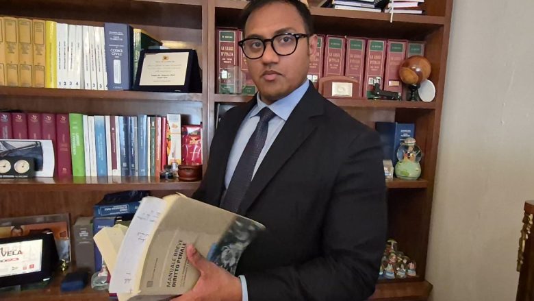 VIDEO | A Palermo il primo avvocato originario del Bangladesh