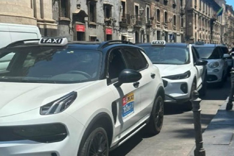 Taxi a Catania, ecco le formule By Night, Safe e i collegamenti a tariffa fissa con l’aeroporto