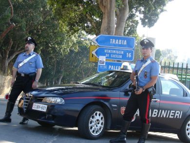 Minaccia e aggredisce l’ex compagna nonostante il divieto di avvicinamento, arrestato nel Palermitano