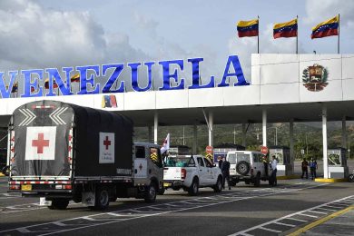 Terremoto in Venezuela, il bilancio sale a 920 vittime. Corsa contro il tempo per i soccorsi
