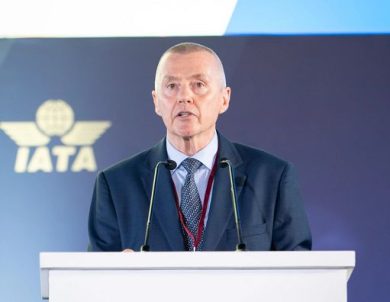 Aerei, Iata: a maggio passeggeri in calo del 2,2%. Merci +6,6%