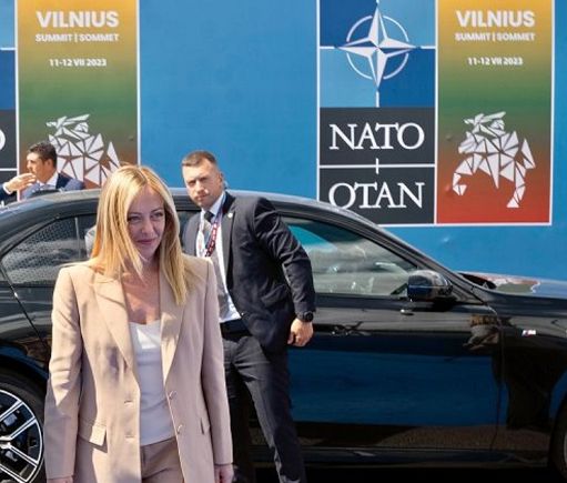 Nato, Meloni prepara vertice Ankara e sente Erdogan. Incognita Trump