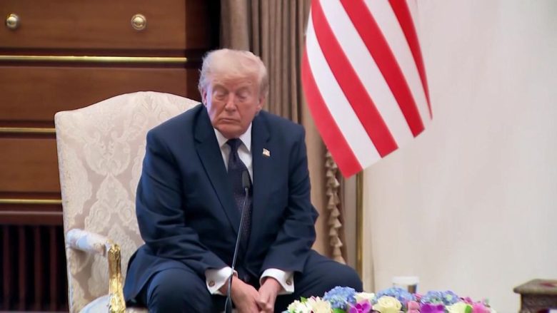 Petrolio infiammato da parole Trump, prezzi +6% Brent sale a 78,68 dollari