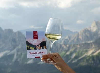 ”VinoVip Cortina”: il 12 e 13 luglio con 54 Cantine e un grande talk