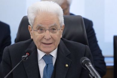 Mattarella: tutela rischi industria va perseguita con determinazione