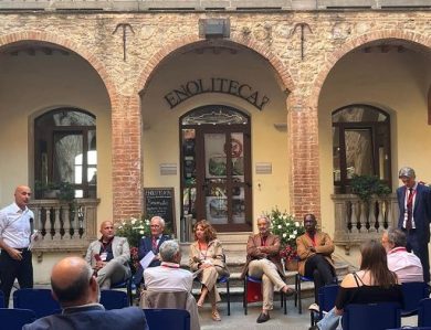 Equalitas rilancia da Montepulciano “Tavolo Vino-Lavoro” dopo 5 anni