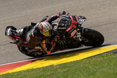 MotoGP, frattura completa e scomposta della clavicola per Bezzecch