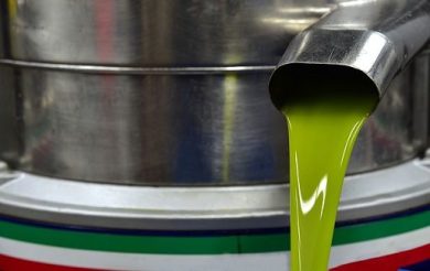 Sequestrate a Palermo oltre 60 ton. olio vergine dalla Tunisia