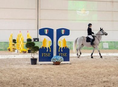 Cavalieri del salto ostacoli hanno visione più rapida dei calciatori